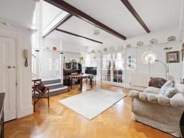6 Bedroom House London Greater London LS99277803