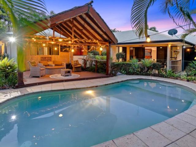 6 Bedroom House Mountain Creek, 105825014