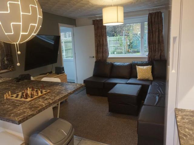 6 Bedroom House Selly Oak West Midlands 98286373