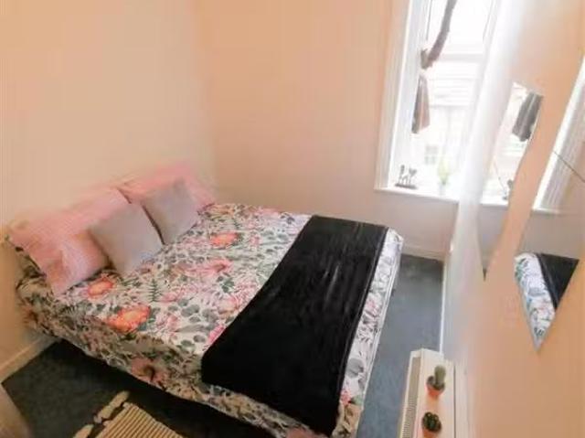 6 bedroom house share for rent in Gables, Bournemouth, BH1