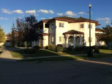 6 Bedroom House St. Albert AB 103243346