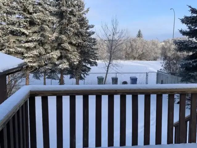 6 Bedroom House Red Deer AB 104257143