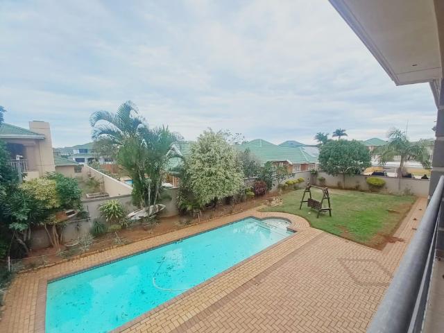 6 Bedroom House To Let in Somerset Park | Gourlay Properties