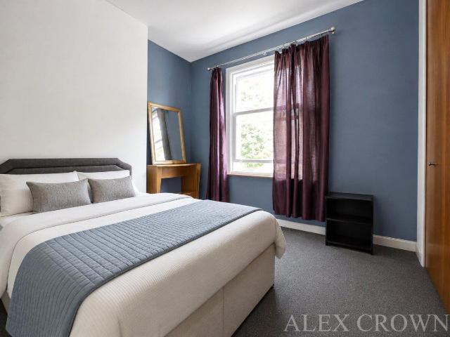 6 Bedroom House To Let