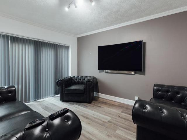 6 bedroom house to rent