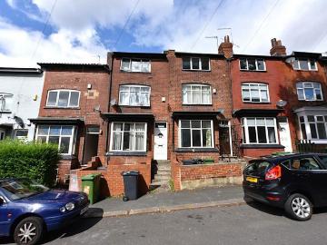 6 bedroom house to rent