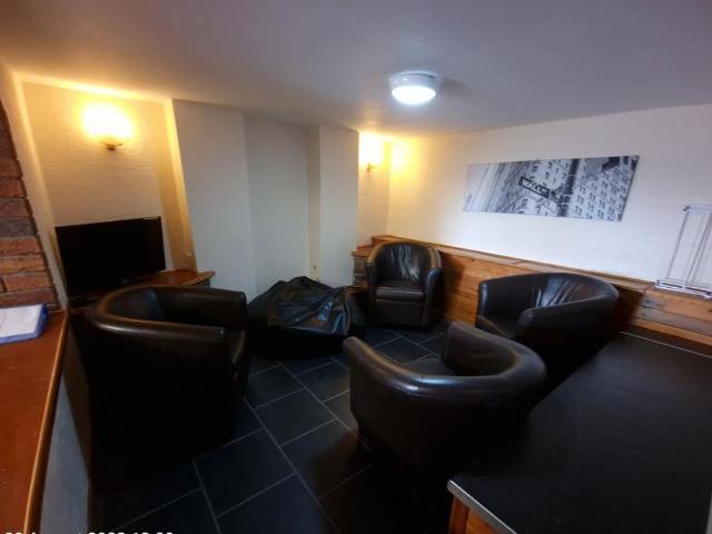 6 bedroom house to rent