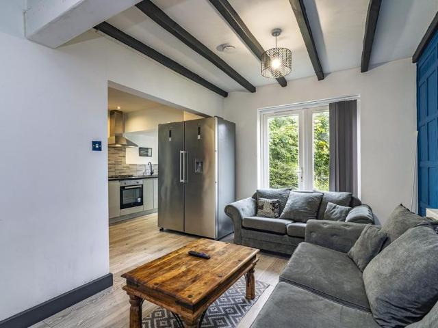 6 bedroom house to rent
