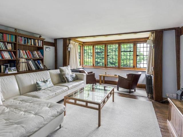 6 bedroom house to rent