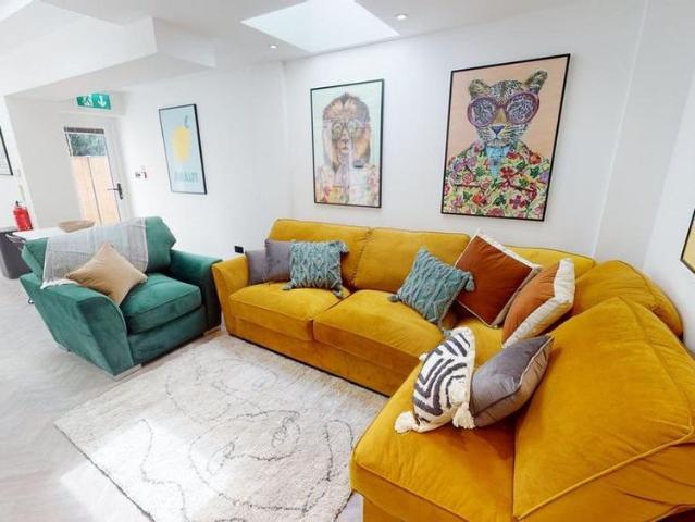 6 bedroom house to rent