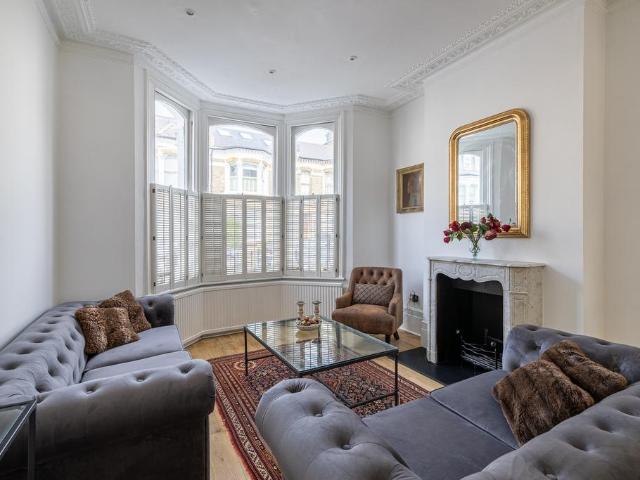 6 bedroom house to rent