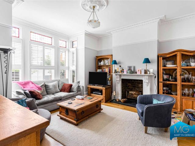 6 bedroom house to rent