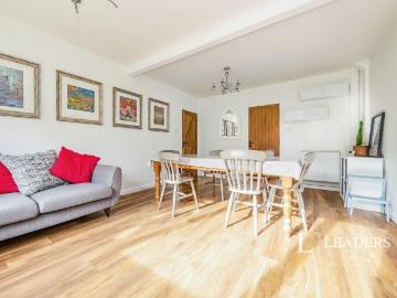 6 bedroom house to rent