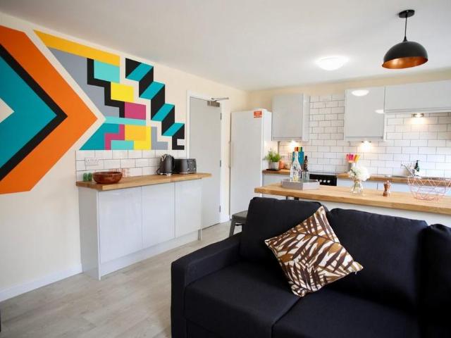 6 bedroom house to rent