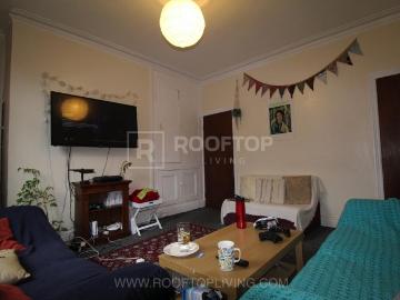 6 bedroom house to rent