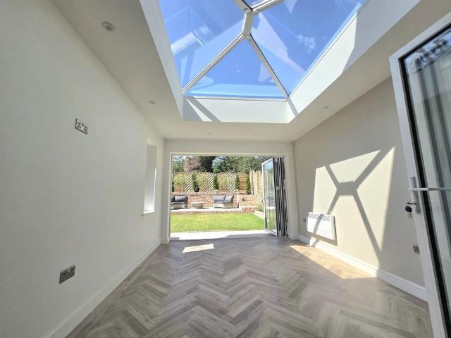 6 bedroom house to rent