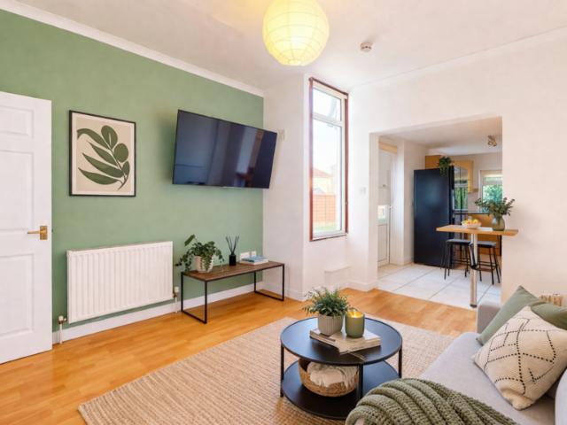 6 bedroom house to rent
