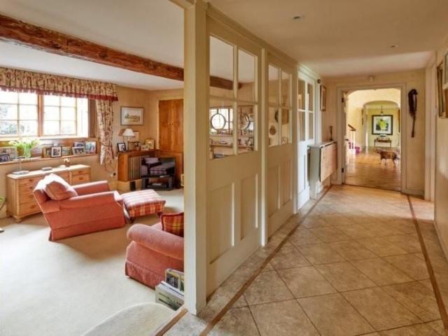 6 bedroom house to rent