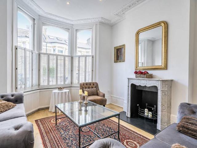 6 bedroom house to rent