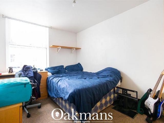 6 bedroom house to rent