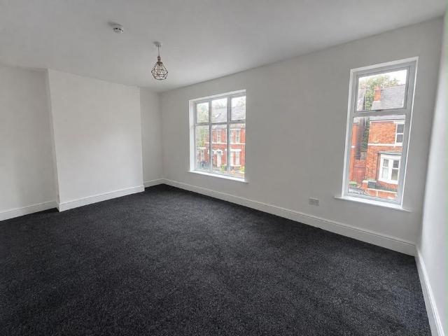 6 bedroom house to rent