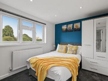6 bedroom house to rent