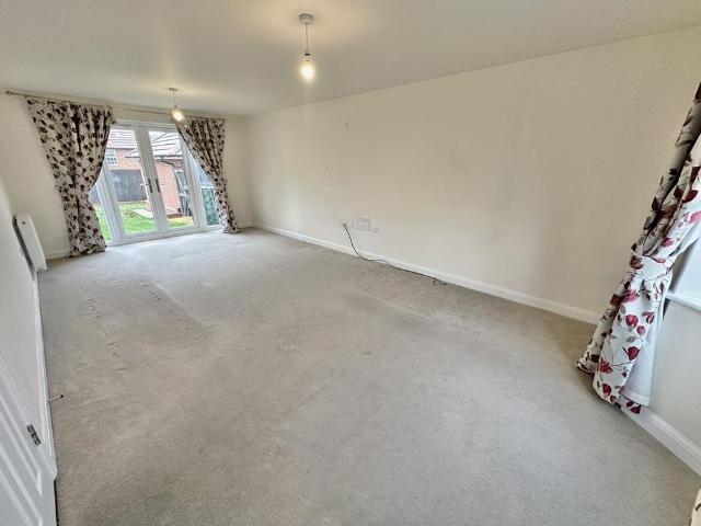 6 bedroom house to rent