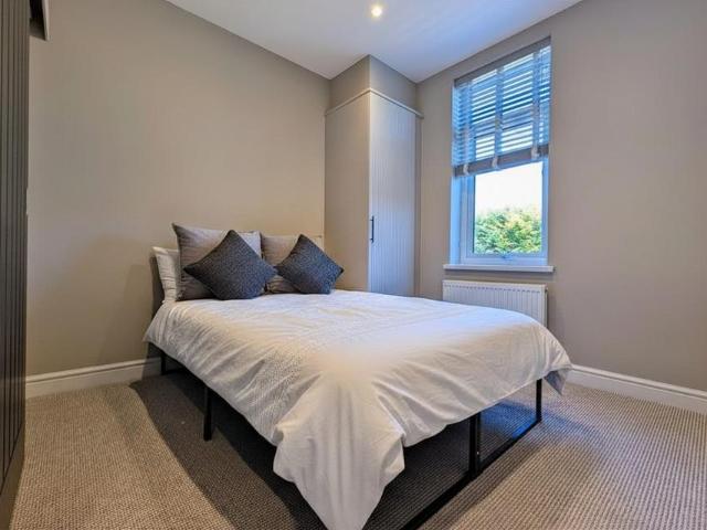 1 bedroom house of multiple occupation to rent