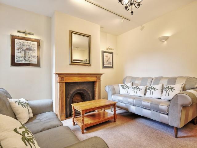 6 bedroom House To Rent