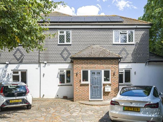 6 bedroom house to rent