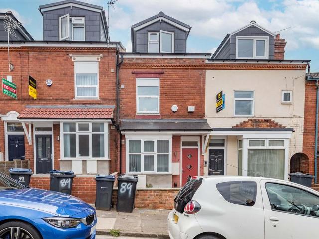 6 bedroom house to rent
