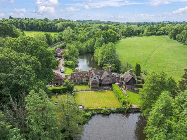 6 bedroom house to rent