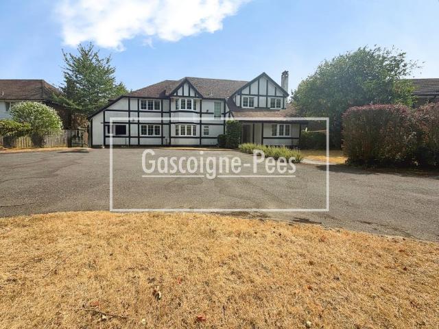 6 bedroom house to rent