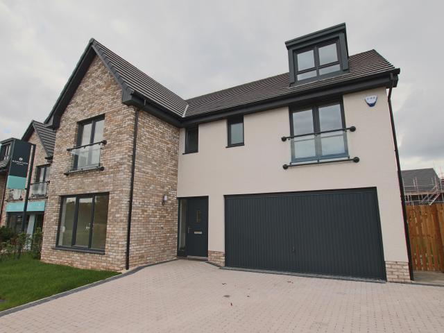 6 bedroom house to rent