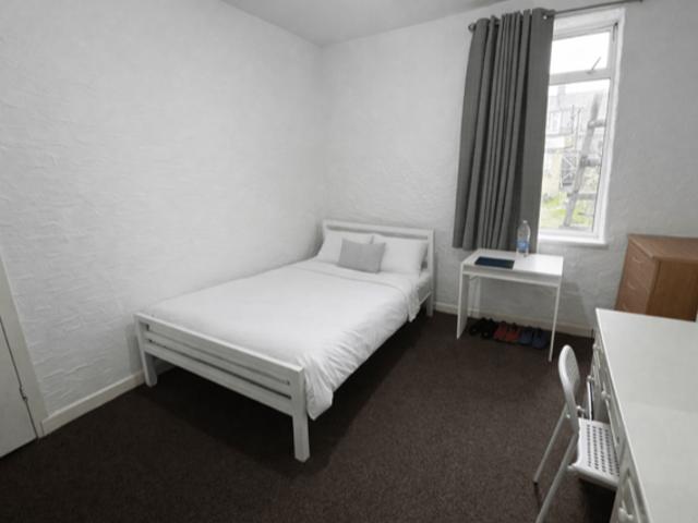 6 bedroom house to rent