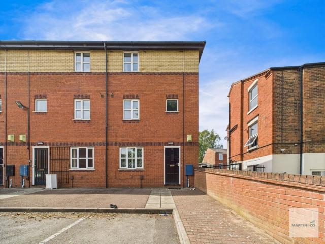 6 bedroom House To Rent