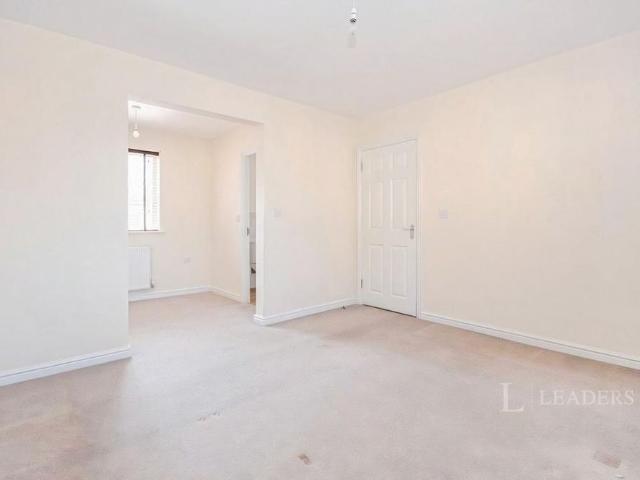 6 bedroom house to rent
