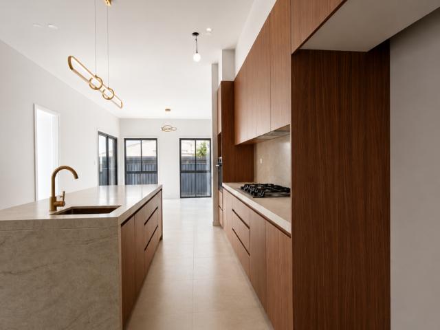 6 Bedroom House TAHMOOR NSW 105952358