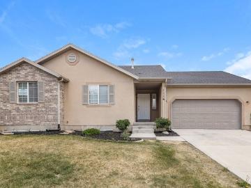 5 Bedroom Home for Rent at 1116 N Mustang Ln, Saratoga Springs, UT 84045