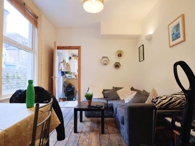 6 Bedroom Home – Student Let