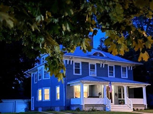 6 bedroom, Hamden CT 06517 105414073