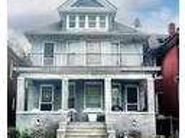 6 bedroom in Detroit MI 48202
