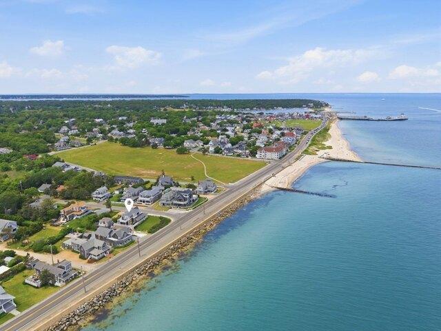 6 bedroom, Oak Bluffs MA 02557 105494131