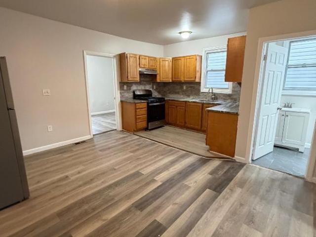 6 bedroom, Orange NJ 07050 105919752