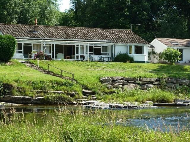 6 bedroom lodge for sale