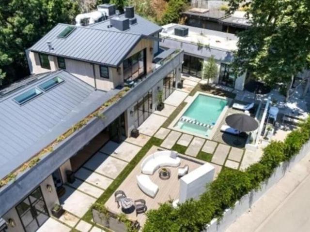 6 bedroom, Los Angeles CA 90046 LS105375953