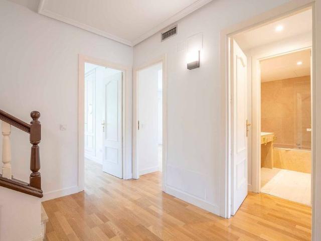 6 bedroom luxury Detached House for rent in Madrid, Spain