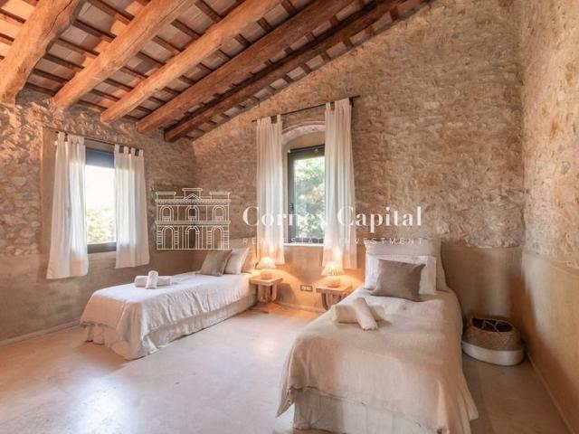 6 bedroom luxury Townhouse for rent in Pals, Spain