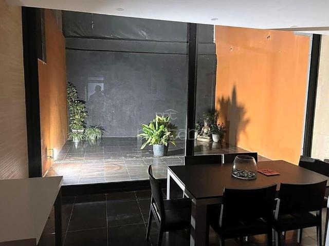 6 bedroom luxury Villa for rent in Casinos, Spain