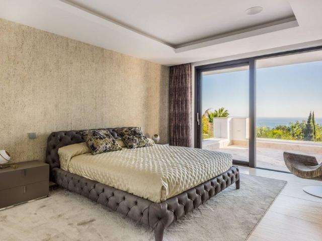 6 bedroom luxury Villa for rent in The Golden Mile, Marbella, Andalusia